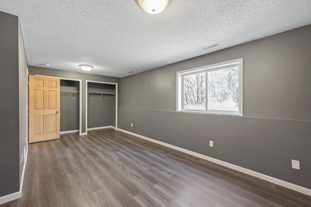 25749 Goldfinch Avenue, Wyoming, MN 55092