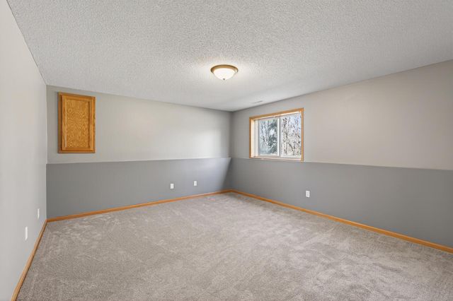 25749 Goldfinch Avenue, Wyoming, MN 55092