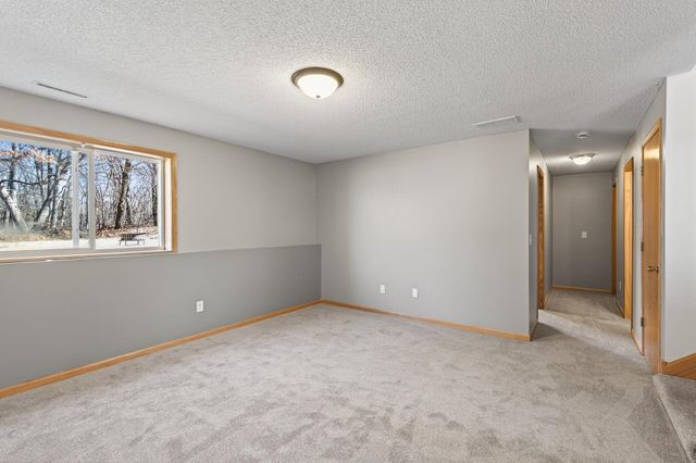 25749 Goldfinch Avenue, Wyoming, MN 55092