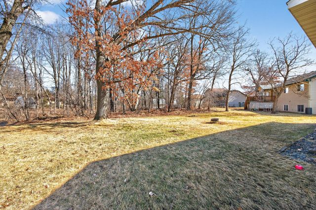 25749 Goldfinch Avenue, Wyoming, MN 55092