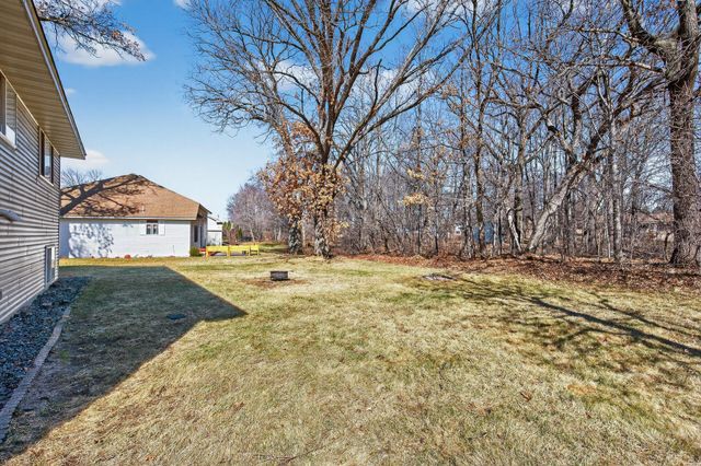 25749 Goldfinch Avenue, Wyoming, MN 55092