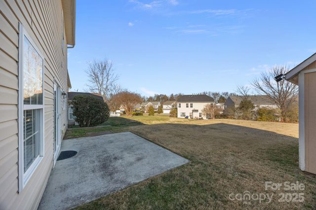 3422 Burnage Hall Road, Harrisburg, NC 28075