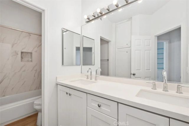 26442 La Scala, Laguna Hills, CA 92653