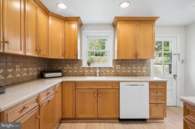 803 DOVER RD, Wynnewood, PA 19096