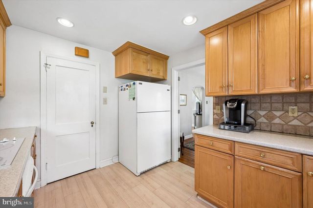 803 DOVER RD, Wynnewood, PA 19096