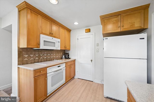 803 DOVER RD, Wynnewood, PA 19096