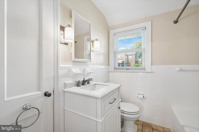 803 DOVER RD, Wynnewood, PA 19096