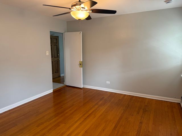 1534 Clinton Place 2, River Forest, IL 60305