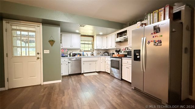 1218 E Boone Street, Tahlequah, OK 74464