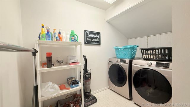 1218 E Boone Street, Tahlequah, OK 74464