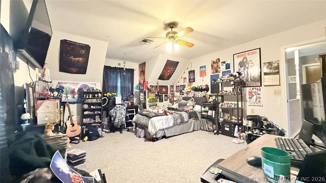 1218 E Boone Street, Tahlequah, OK 74464