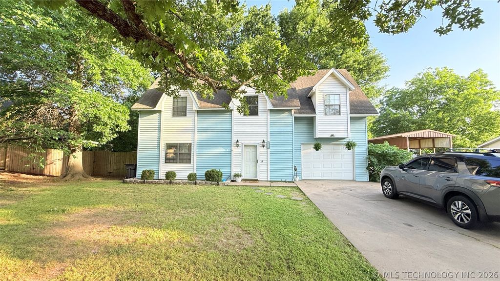 1218 E Boone Street, Tahlequah, OK 74464