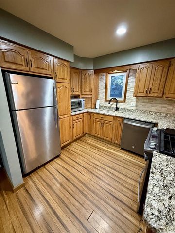 2716 E 3rd St, Superior, WI 54880