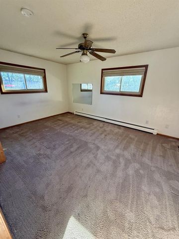 2716 E 3rd St, Superior, WI 54880