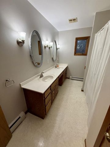 2716 E 3rd St, Superior, WI 54880