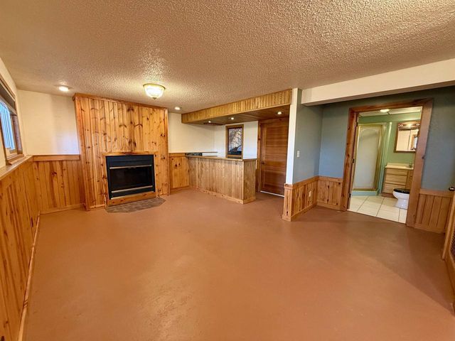 2716 E 3rd St, Superior, WI 54880