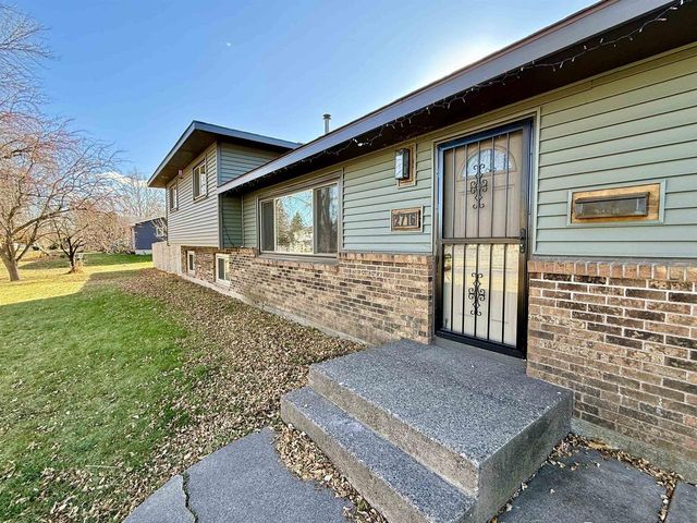 2716 E 3rd St, Superior, WI 54880