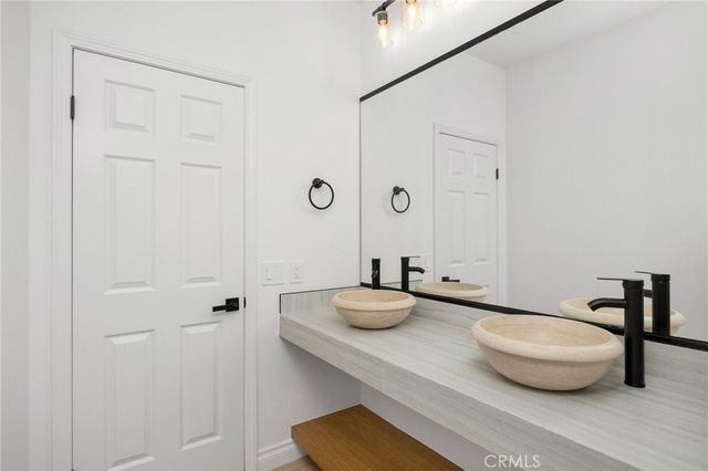 6 Broadleaf, Irvine, CA 92612