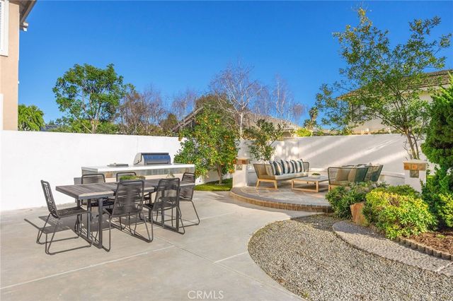 6 Broadleaf, Irvine, CA 92612