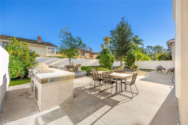 6 Broadleaf, Irvine, CA 92612