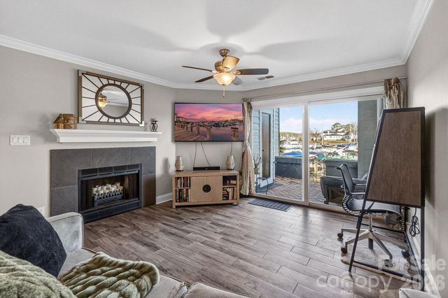 18695 Vineyard Point Lane, Cornelius, NC 28031