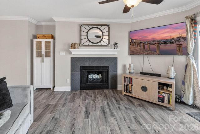 18695 Vineyard Point Lane, Cornelius, NC 28031