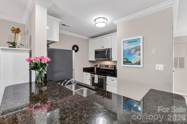 18695 Vineyard Point Lane, Cornelius, NC 28031