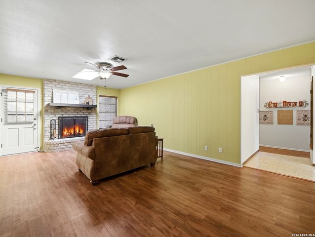 734 Balboa, Universal City, TX 78148