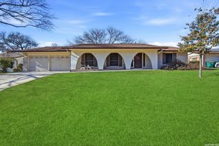 734 Balboa, Universal City, TX 78148