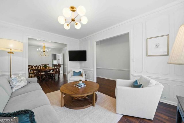 5 Prescott Walk NE, Atlanta, GA 30307