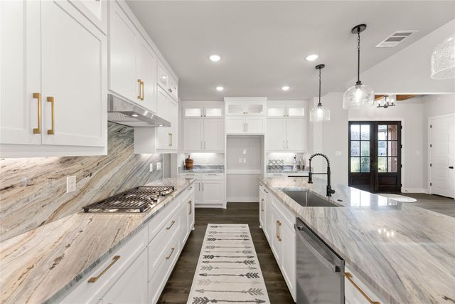 441 Collum View, Azle, TX 76020