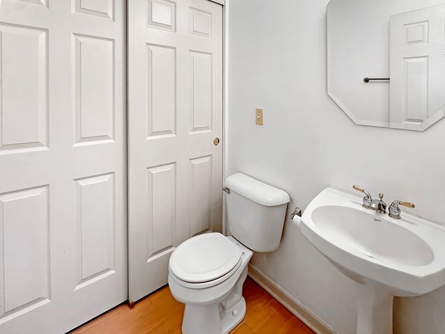 31782 N Pineview Boulevard, Lakemoor, IL 60051