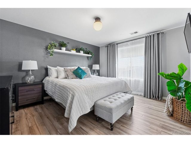 6800 W Remington Pl, Littleton, CO 80128