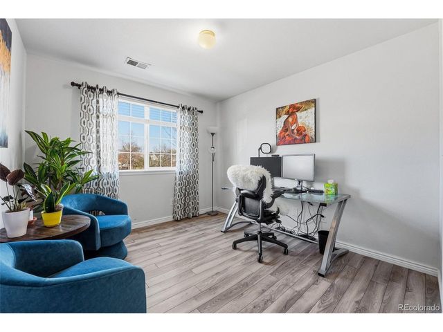 6800 W Remington Pl, Littleton, CO 80128