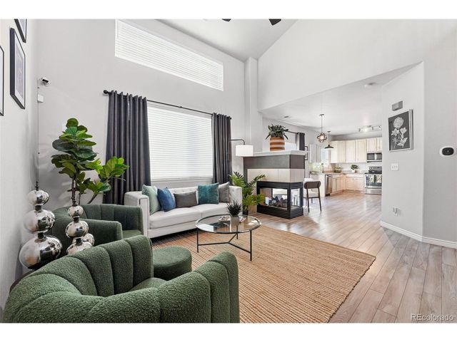 6800 W Remington Pl, Littleton, CO 80128