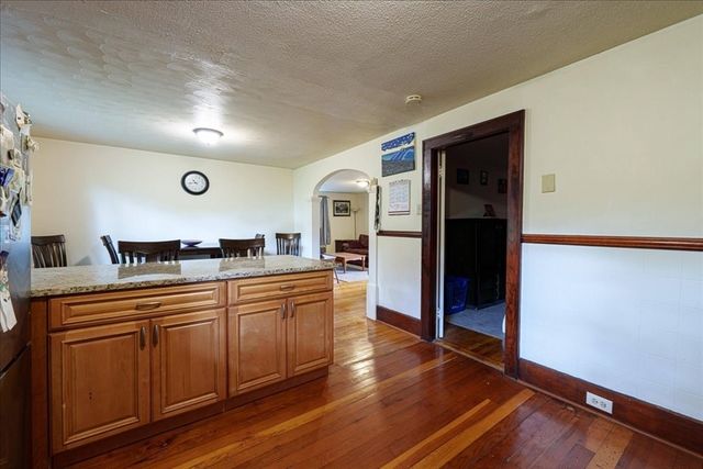 25 Marilyn Drive, Auburn, MA 01501