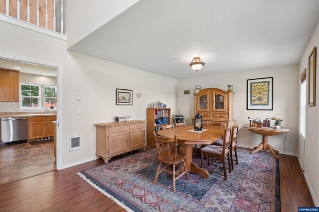 10124 Wiseacre NE Ln, Aurora, OR 97002