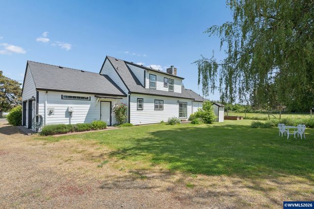 10124 Wiseacre NE Ln, Aurora, OR 97002
