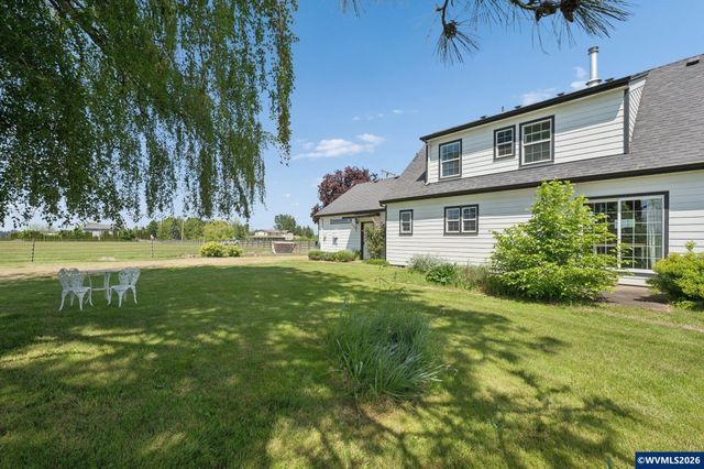 10124 Wiseacre NE Ln, Aurora, OR 97002