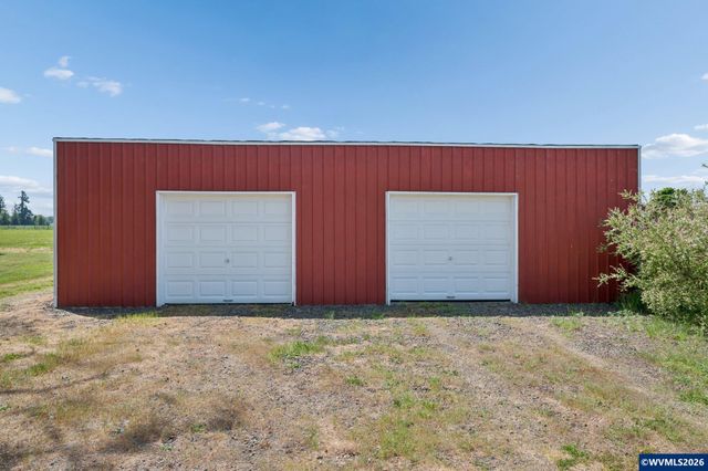 10124 Wiseacre NE Ln, Aurora, OR 97002