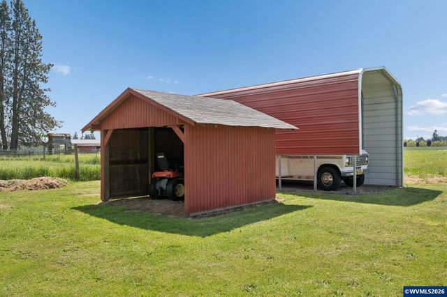 10124 Wiseacre NE Ln, Aurora, OR 97002