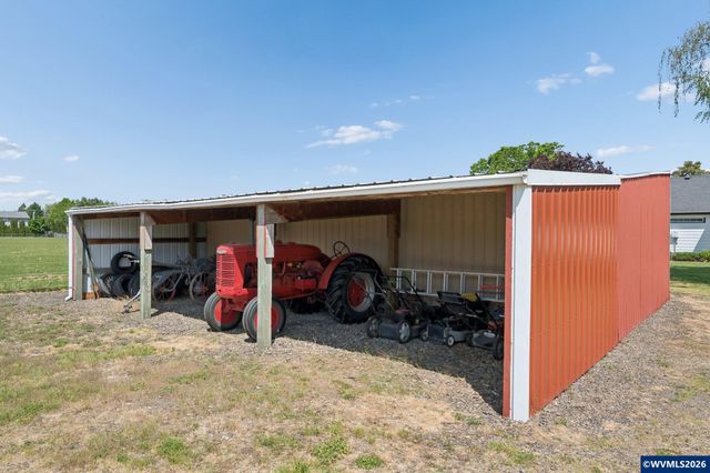 10124 Wiseacre NE Ln, Aurora, OR 97002