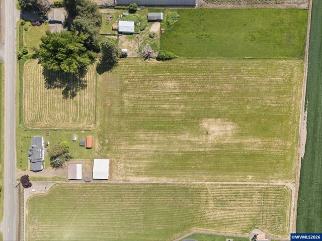10124 Wiseacre NE Ln, Aurora, OR 97002