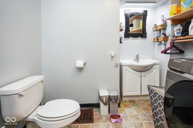 209 N Plum Street, Fairland, IN 46126