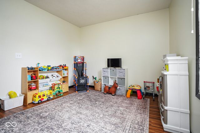 209 N Plum Street, Fairland, IN 46126