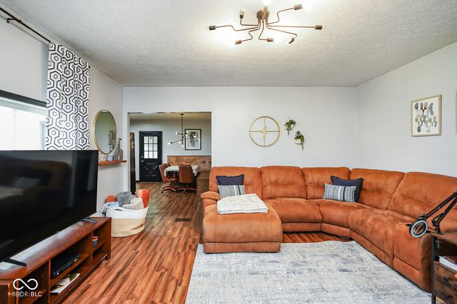 209 N Plum Street, Fairland, IN 46126