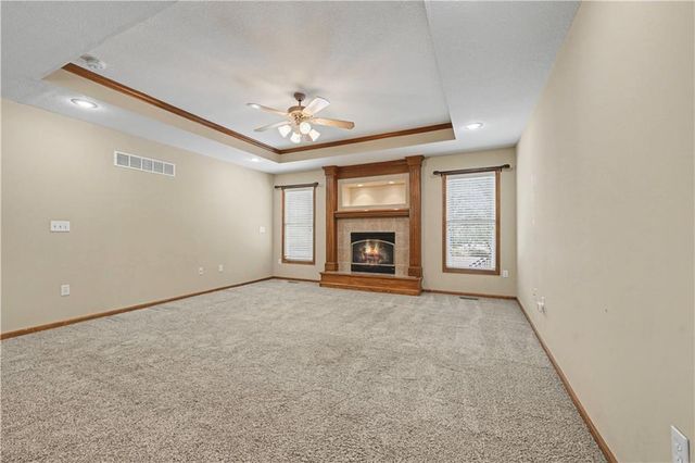 15402 S Hillside Street, Olathe, KS 66062