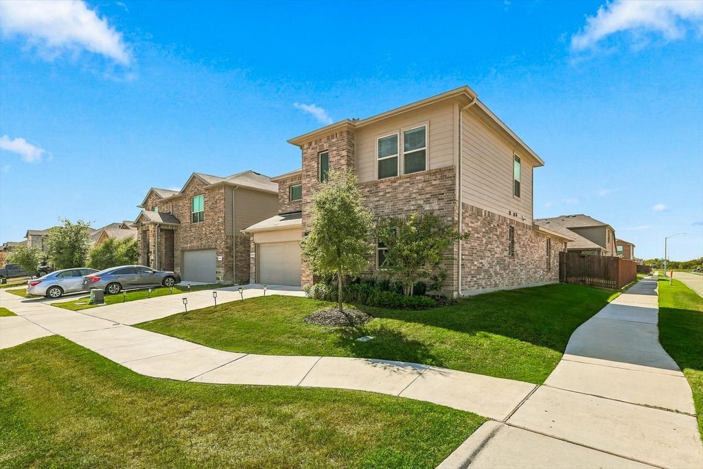 15545 Canford Terrace, Fort Worth, TX 76247 — photo 2