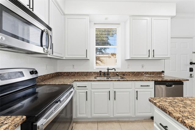 2616 BELLA VISTA DRIVE, Davenport, FL 33897