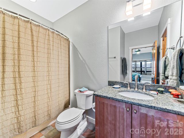 130 Cross Vine Drive, Tuckasegee, NC 28783